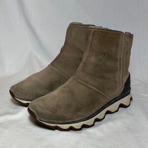 Sorel Kinetic Impact Waterproof Winter Suede Ankle Boots - Lots of Fun Left -W6